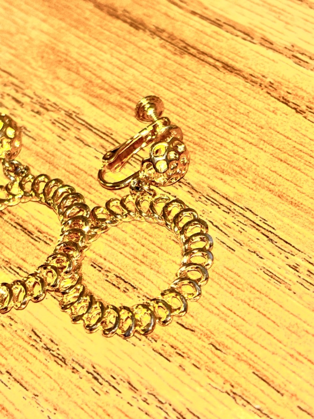 Vintage estate sale Gold-Tone Hoop Clip-On Earrings - Unbranded
